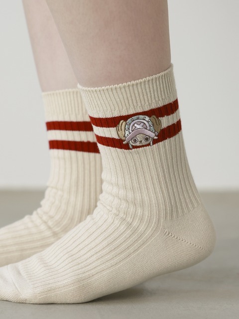 ワンピース」チョッパーの刺繍入り靴下が可愛すぎる！「靴下屋」コラボ
