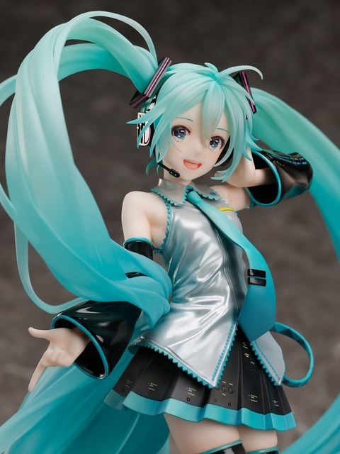 初音ミク 等身大パネル ミクculture HATSUNE MIKU】Making of LIFE SIZE MIKU STATUE 初音ミク等身大