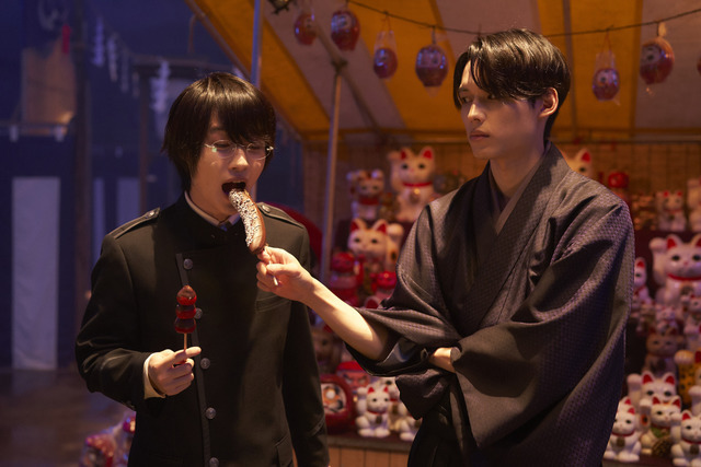 映画「ホリック xxxHOLiC」チョコバナナを“あーん”！神木隆之介