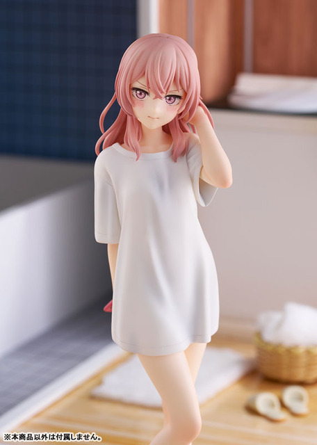 α2 着せ恋 縦膝座り&Tシャツ ジュジュ(乾 紗寿叶) スリーブ&プレイマット その着せ替え人形は恋をする 乾 紗寿叶 Tシャツ版│キューズQ