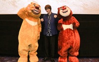 世界興収約200億円のアニメ映画「くまじろう！ちきゅうをすくえ！ ～熊出没～」日本語吹替担当・七海ひろきが登壇！完成披露試写会レポ 画像