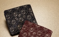 「ドラえもん」を伝統の“甲州印伝”にデザイン♪ 職人手作りの二つ折り財布＆カードケース登場 画像