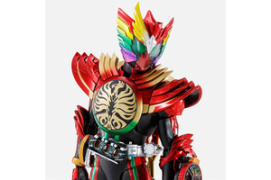 “タカ！クジャク！コンドル！”「仮面ライダーオーズ タジャドルコンボエタニティ」が抽選販売受付中！「復活のコアメダル」に登場した新たなタジャドルコンボが立体化 画像