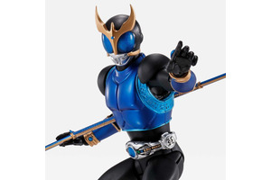 青のクウガ「仮面ライダークウガ ドラゴンフォーム」がS.H.Figuartsより登場！ドラゴンロッドとともに作中の戦闘スタイルを再現可能 画像