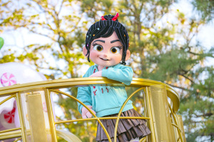 おかえり、ヴァネロペ♪ 可愛すぎ＆楽しすぎパレードが帰ってきた！東京ディズニーランド「イッツ・ア・スウィーツフルタイム！」【レポート】 画像
