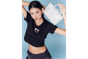 「サンリオ」日焼けキティ＆マイメロのワンポイントがキュート♪「EMODA」コラボのTシャツやバッグが登場 画像