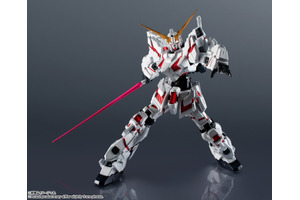“父さん、母さんごめん。俺は、行くよ”「機動戦士ガンダムUC」ユニコーンガンダムが本日（6/27）発売！ 遊びやすさとシルエットアレンジが特徴的 画像