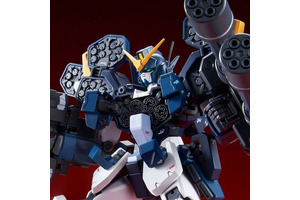 “残り250機…一人50機の割り当てだ”「MG 1/100 ガンダムヘビーアームズ改 ＥＷ」が再販！ トロワを象徴するピエロマスクも付属 画像