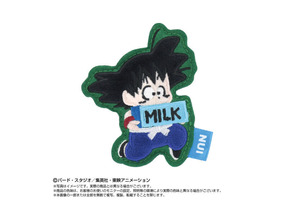 「ドラゴンボール」牛乳配達をする悟空＆クリリンが可愛すぎ♪ ぷっくり可愛いアップリケバッジが新登場 画像