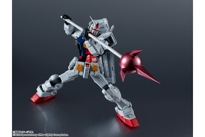 「こいつ…動くぞ」ガンダムの多彩なアクションが可能なフィギュアが発売！ガンダム・ハンマーやハイパー・バズーカなどの武器も付属 画像