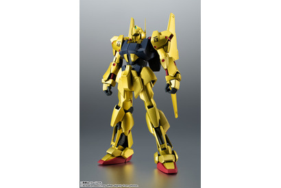 シンプルな武装とスタイリッシュな造形に惚れ惚れ！金色に輝く「百式」が立体化！特徴的な4種類の頭部センサーも付属 画像