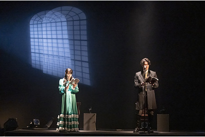 音楽朗読劇『嵐が丘』役者によって変わる「悲劇」の表現方法、声の芝居で観客を作品の世界へ誘う初日公演の出演者たち 画像