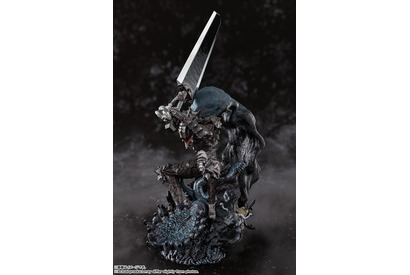 「ベルセルク」狂戦士の甲冑を纏ったガッツをフィギュア化！―それは剣というにはあまりにも大きすぎた― 画像