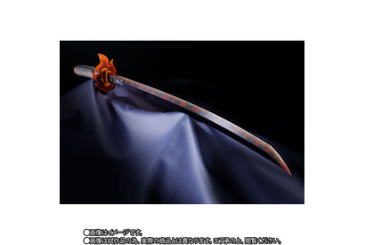 「鬼滅の刃」煉獄さんの日輪刀がこの手に…！“お前を骨まで焼き尽くす！”【プレミアムバンダイ春祭り】 画像