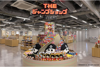 新しい“ジャンプショップ”が本の街・神保町にオープン！「週刊少年ジャンプ」がぴったり入るクリアバックほかオリジナルグッズ登場 画像