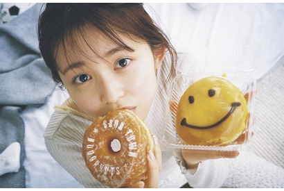 Seventeenモデル・久間田琳加、初の写真集＆スタイルブックが同時重版決定！ 画像