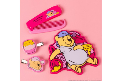 「クマのプーさん」ビビットカラー＆くすみカラー、どちらも可愛い♪ロフト限定グッズ37種が登場♪ ぬいぐるみやマグ、ポーチなど☆ 画像