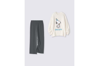 「GU×PEANUTS」スヌーピーたちと冬のおうち時間を満喫♪ あったかルームウェアコレクションが新登場 画像