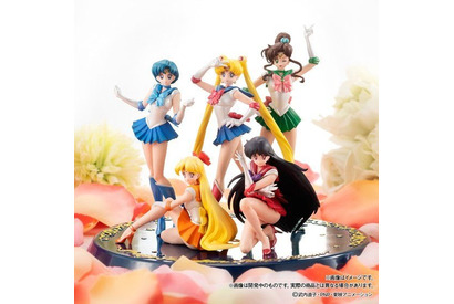 「セーラームーン」ガシャポンフィギュアが18年の時を経て再び！ 美しく輝くパール塗装で完全リニューアル 画像