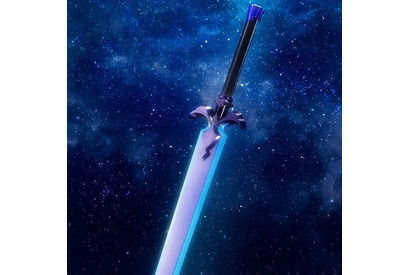 これでアナタも“剣士キリト”に！「SAO」“夜空の剣”、初の1/1サイズ立体化！ BGM収録で名シーンを再現可能 画像