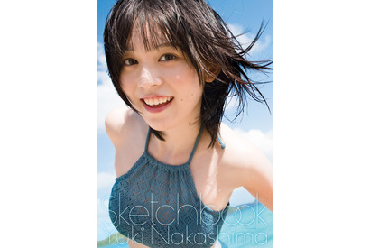「バンドリ！」今井リサ役の声優・中島由貴、写真集発売！ 沖縄の空と海…水着姿が爽やか♪ 表紙公開 画像