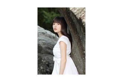 上坂すみれ、10/18 発売の1st EP「彼女の幻想」試聴動画を公開！ 画像