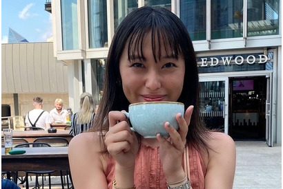 寿美菜子、イギリスのホリデー満喫中！映画「けいおん！」の舞台となった場所も【寿美菜子のAnother Wonderland in the UK 第17回】 画像