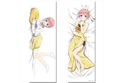 寝るときも五つ子と一緒。『五等分の花嫁∬』描き下ろし抱き枕カバーが登場 画像