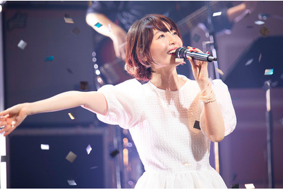 花澤香菜、「星空☆ディスティネーション」も披露！ 「再出発」への一歩を踏み出したライブ“Moonlight Magic”【公演レポ】 画像