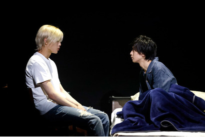 舞台「BANANA FISH」後編が開幕！アッシュ役・水江建太＆英二役・岡宮来夢からコメント＆見逃し配信も 画像