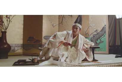 津田健次郎、女王蜂の新曲「犬姫」MVに出演「MVも曲も尖ってますよ！」 Twitterで撮影オフショット動画も 画像