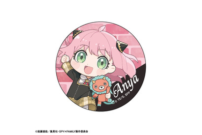 「SPY×FAMILY」ロイド、ヨル、アーニャが“おっこち”イラストに♪ 缶バッジがBOXで登場 画像