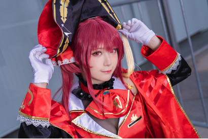 【コスプレ】小悪魔的な誘惑に魅惑されそう！人気レイヤー・箱ネコがマリン船長で「ニコ超」を大航海！【写真6枚】 画像