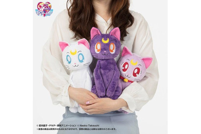 暑くなる時期にピッタリ！「セーラームーン」ぬいぐるみ型ペットボトルホルダーから「呪術廻戦」「ムーミン」グッズ紹介 画像