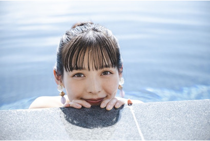 声優・上坂すみれ、南の島で王道ビキニ姿も！“遅れてきた青春”詰め込んだセルフプロデュース2nd写真集 画像