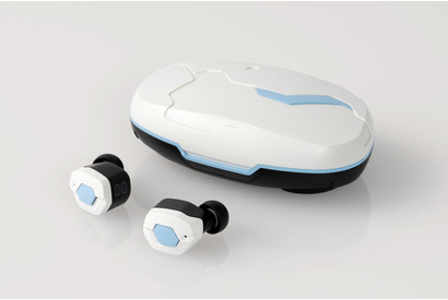 「エヴァンゲリオン」綾波レイ（CV.林原めぐみ）のイヤホン登場 撮りおろしアナウンスも収録 画像