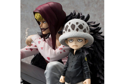 「ワンピース」コラソン＆ローのフィギュアが待望の再販！“全部、演技だ” 2人の感動シーンを再現♪ 画像