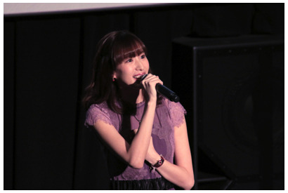 『劇場版マクロスΔ 激情のワルキューレ』舞台挨拶つき応援上映ワルキューレ・リレーのトリを飾る小清水亜美登場! 画像