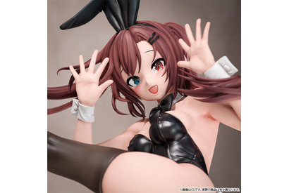 お尻が強調された大胆ポーズに釘付け！ オリジナルバニー「タルトレット」、1/4スケールの“追視アイ”フィギュア登場 画像