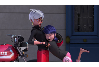 プレゼントは”何を”ではなく”誰がくれたか”が大事『ミラキュラス レディバグ&シャノワール』見どころを紹介 画像