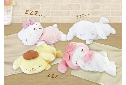 キャラクターが膝の上で眠っちゃう！？すやすやホットウォーマーが好評発売中！ 画像