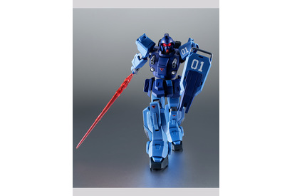 「ガンダム THE BLUE DESTINY」ジムの頭部にガンダムのボディー“ブルーディスティニー1号機”がver. A.N.I.M.E.に登場！ 画像