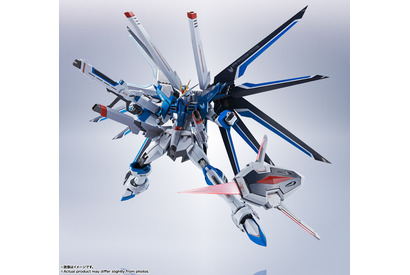 「ガンダムSEED FREEDOM」ライジングフリーダム、ハイマットフルバーストやMA変形機構を携えMETAL ROBOTに登場！ 画像