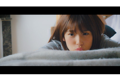 おフランスな“まあや”はお好き？内田真礼写真集メイキングDVDのジャケット・ダイジェストPVが公開 画像
