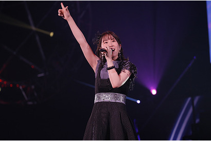 ネギを持って登場し、会場を全力疾走で駆け抜けラーメンを食べた後にポップアップで飛んでメインステージへ！「ANIMAX MUSIX」で”らしさ”を発揮した鈴木みのりにインタビュー 画像