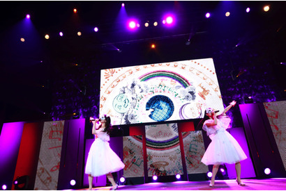 ClariS、アルバムリリースツアーが大盛況のうちに閉幕！ファイナル公演で新たに秋のライブハウスツアーを発表 画像