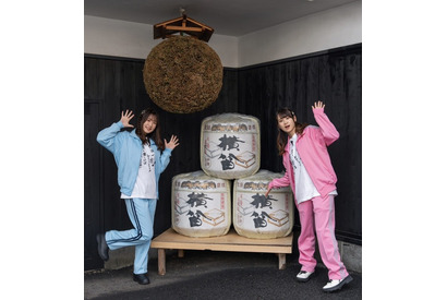 酒好き声優・前田佳織里＆船戸ゆり絵がプロデュースした日本酒第3弾が登場！ ミニフォトブック付セットも 画像
