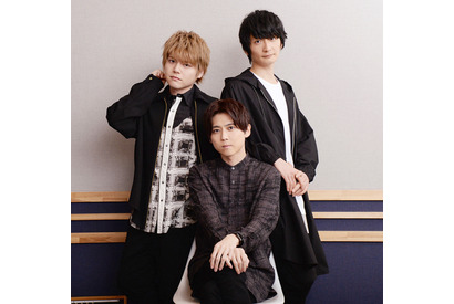 文芸ロマンの名作映画『モーリス』の新たな吹替版をCSで放送!モーリス役の梶裕貴に加え、島﨑信長と内田雄馬が決定 画像