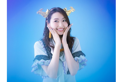 「名古屋あるある」がいっぱいなのに“デラデラ”おしゃれな曲が誕生！戸松遥が新曲「DELUXE DELUXE HAPPY」で名古屋愛を歌い上げる【インタビュー】 画像