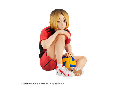 「ハイキュー!!」“強いのはおれじゃなくて皆だから” 孤爪研磨のフィギュアが登場！ ユニフォーム姿がてのひらサイズに 画像